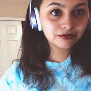 Meet your Posher, Dena